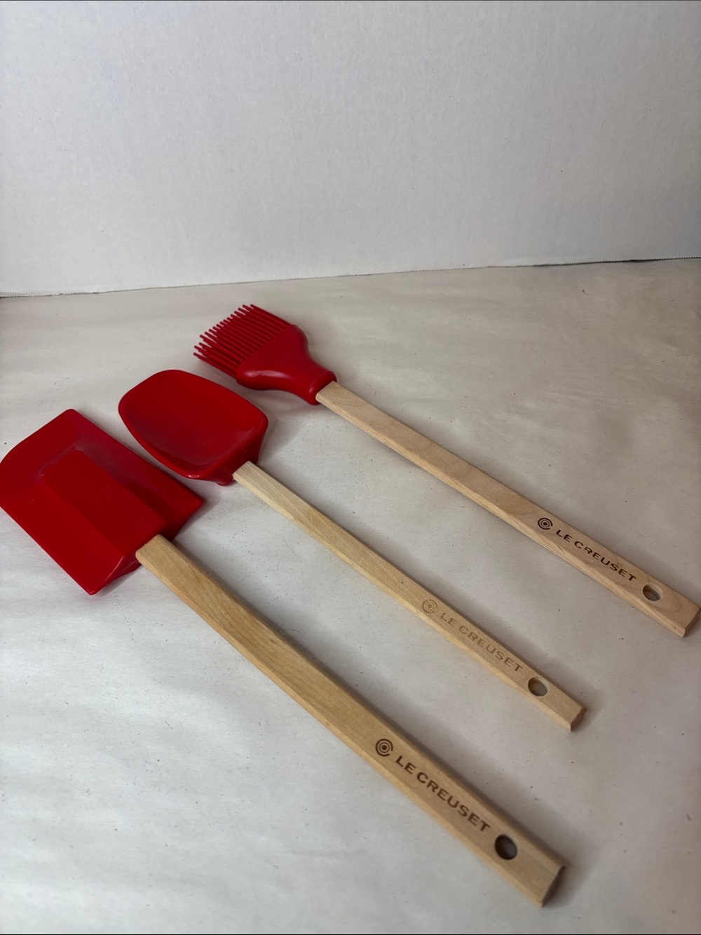 Le Creuset Red Silicone and Wood 3-Piece Utensil Set